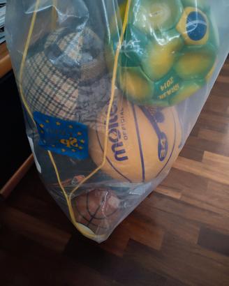 palloni basket, calcio, rugby