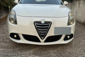 Alfa Romeo Giulietta 1.6 JTDM-2 105 cv distinctive