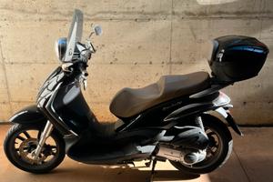 Beverly 300 i.e.tourer anno 2010