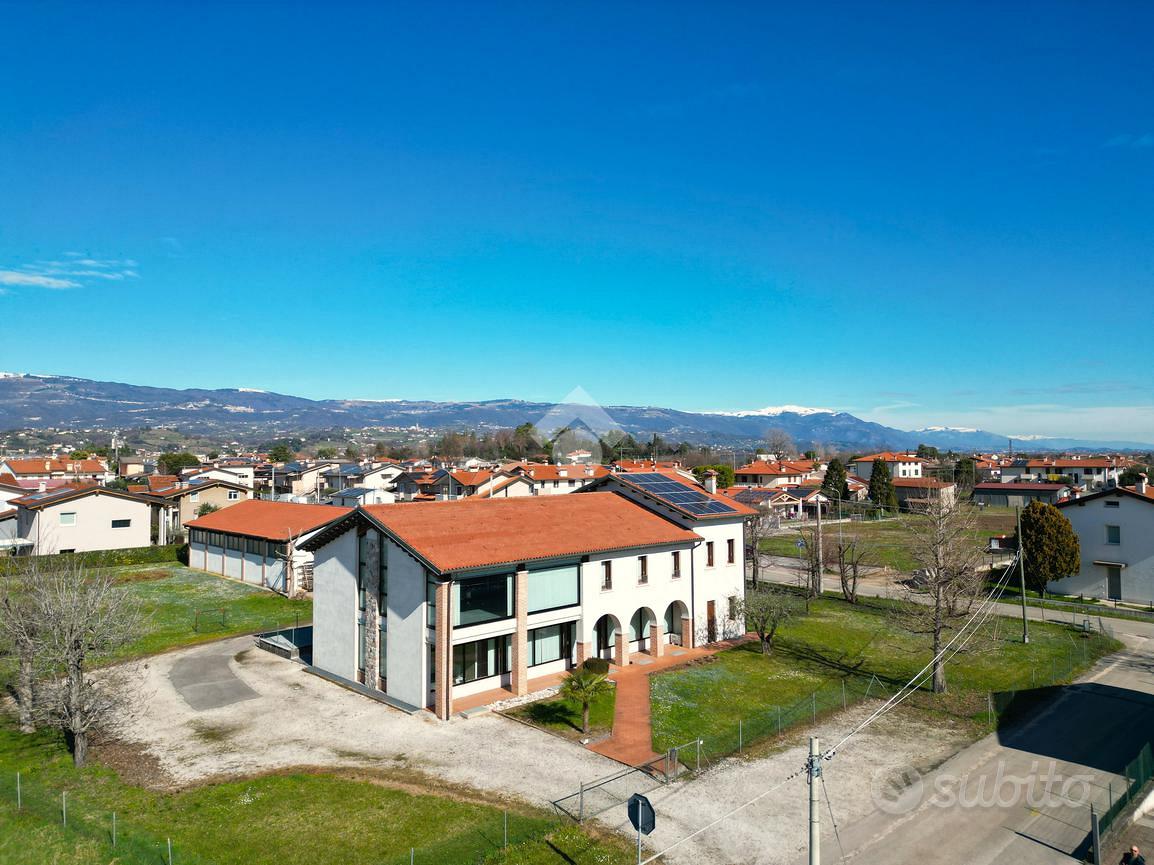 NEGOZIO A BREGANZE - Vista 4