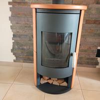 stufa a legna in maiolica 