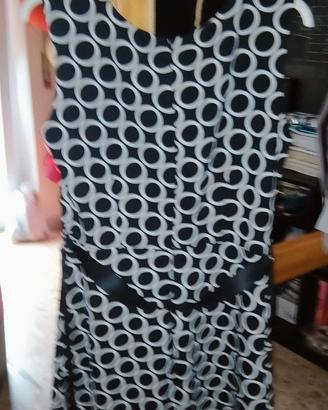 Vestito a pois nero e bianco