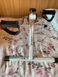 Pedaliera per riabilitazione anziani