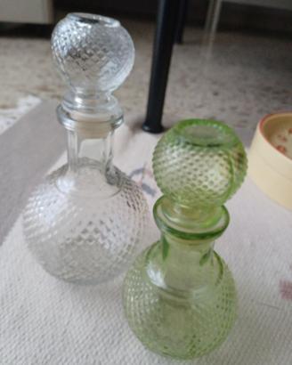 2 Bottiglie liquore vetro lavorato