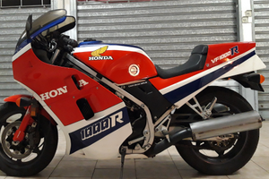 Honda VF 1000 R SC16E ASI