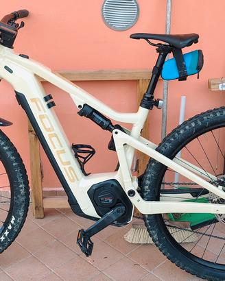 E-bike Focus Thron²  750Wh Bosch CX in garanzia
