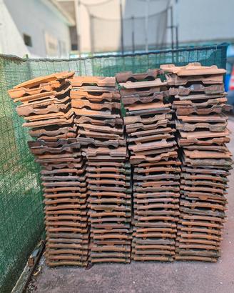 Tegole. cotte a forno come una volta