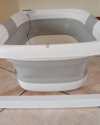 Vaschetta per il bagnetto dei bimbi