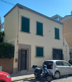 Palazzina indipendente zona esselunga