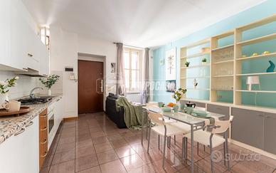 BILOCALE DI 50MQ IN STABILE D'EPOCA