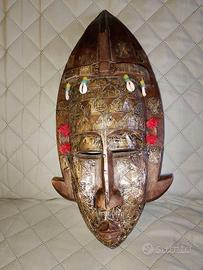 Maschera africana 