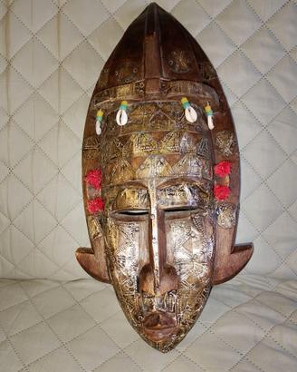 Maschera africana 