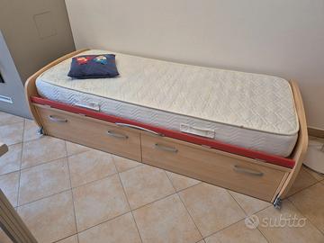 Letto 1 piazza con cassettoni (moretti compact)