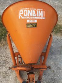 Spandiconcime rotondo usato LT 300