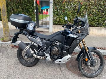 Moto Yamaha Tenerè 700 world raid