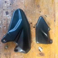 Poggiatacchi carbonio per multistrada v4
