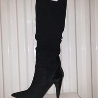 Stivali da donna scamosciati neri