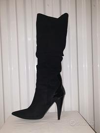 Stivali da donna scamosciati neri