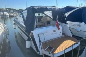 Regal Commodore 265 (9mt ft)