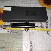 Ammortizzatore dello sterzo stabilizzatore