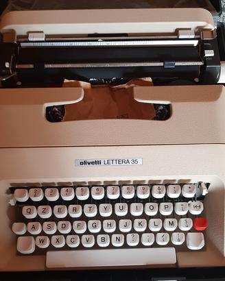macchina da scrivere Olivetti Lettera 35