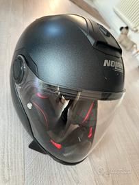 Caschi e giacca moto