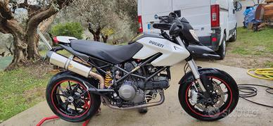 Ducati hypermotard 796 2011 