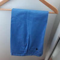 Pantaloni maschili estivi