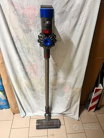 Aspirapolvere Dyson V8