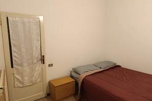 Stanza con letto 140x200 in casa condivisa