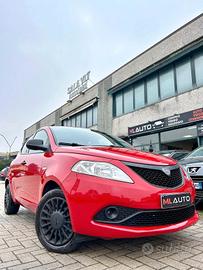 Lancia Ypsilon 1.0 FireFly 5 porte S&S Hybrid Ecoc