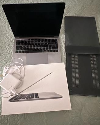 MacBook Pro 13" i5 8GB 256GB SSD
