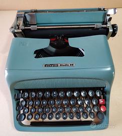 Macchina da scrivere Olivetti Studio 44