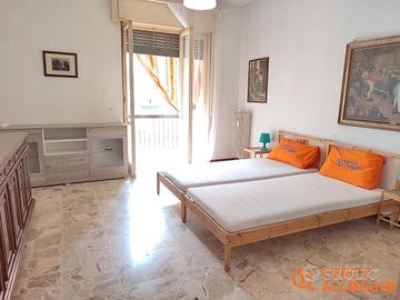 Camere singole ALL-INCLUSIVE, vicino l'Accademia