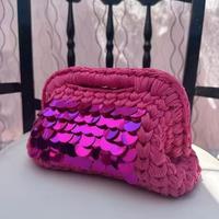 Borsa clutch uncinetto