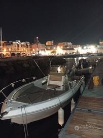 barca a motore