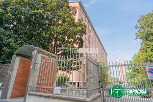MM1 URUGUAY - 4 LOCALI SETTIMO PIANO -