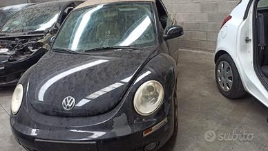 VOLKSWAGEN NEW BEETLE CABRIO 2007 PER RICAMBI