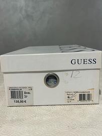 Decollete Guess