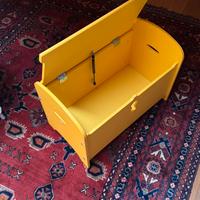 Cassapanca ikea gialla