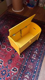 Cassapanca ikea gialla