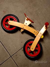 Bicicletta senza pedali