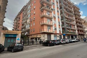 Via Cappuccini: Ampio bilocale in residence