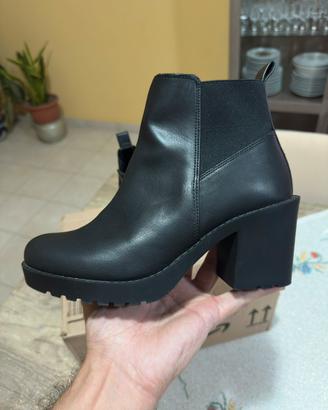 Scarpe Stivaletti da Donna Divided H&M Taglia 38