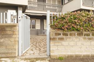 3 LOCALI A TARQUINIA