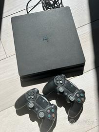 PS4 Play Station 4 slim nera con DualShock