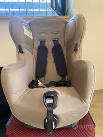 Seggiolino per auto