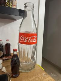 Bottiglia Gigante Coca-Cola