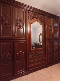 Camera da letto in stile antico