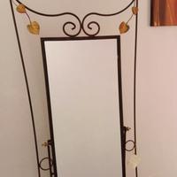 Specchio in ferro battuto